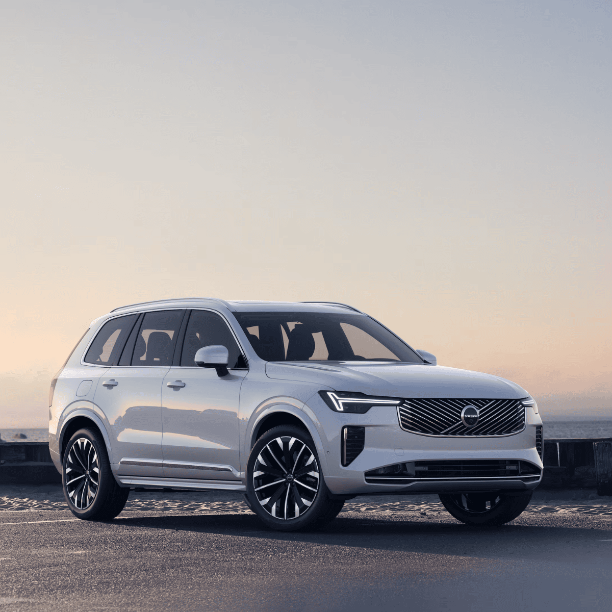 XC90 Plug-in Hybrid Ultra - Charcoal